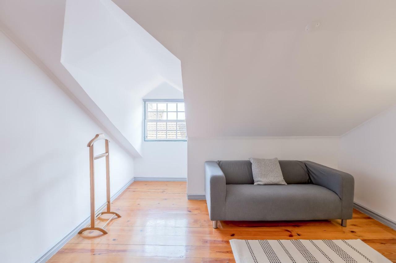Bright&spacious Alfama Apartment, By Timecooler