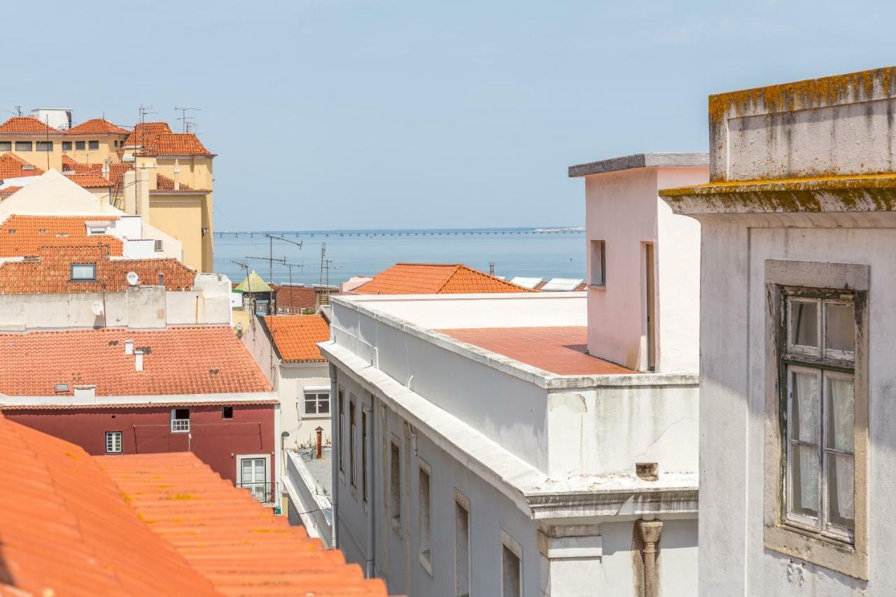Bright&spacious Alfama Apartment, By Timecooler Lisboa